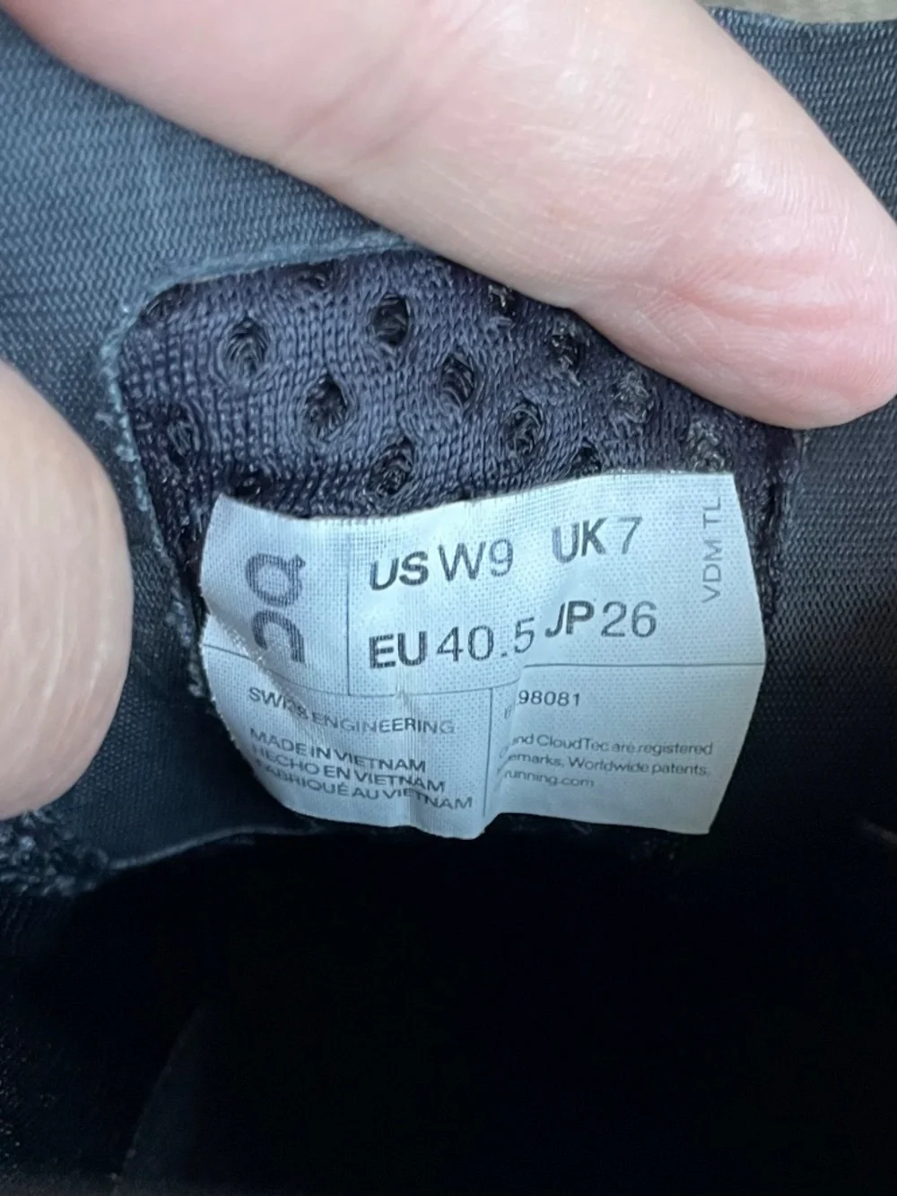 On Cloudmonster Sneakers Running Women’s size 9 in Dust Vapor - Picture 11 of 15